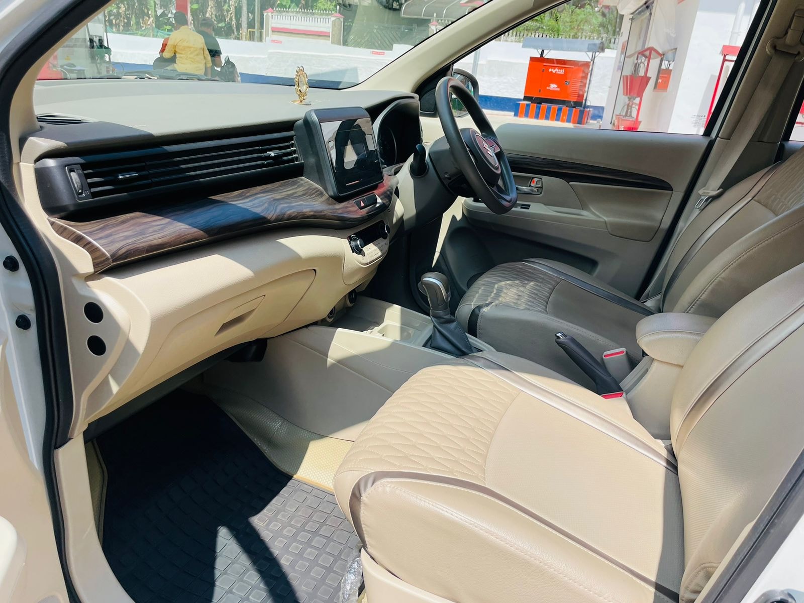 Ertiga image 11 Ertiga image 11