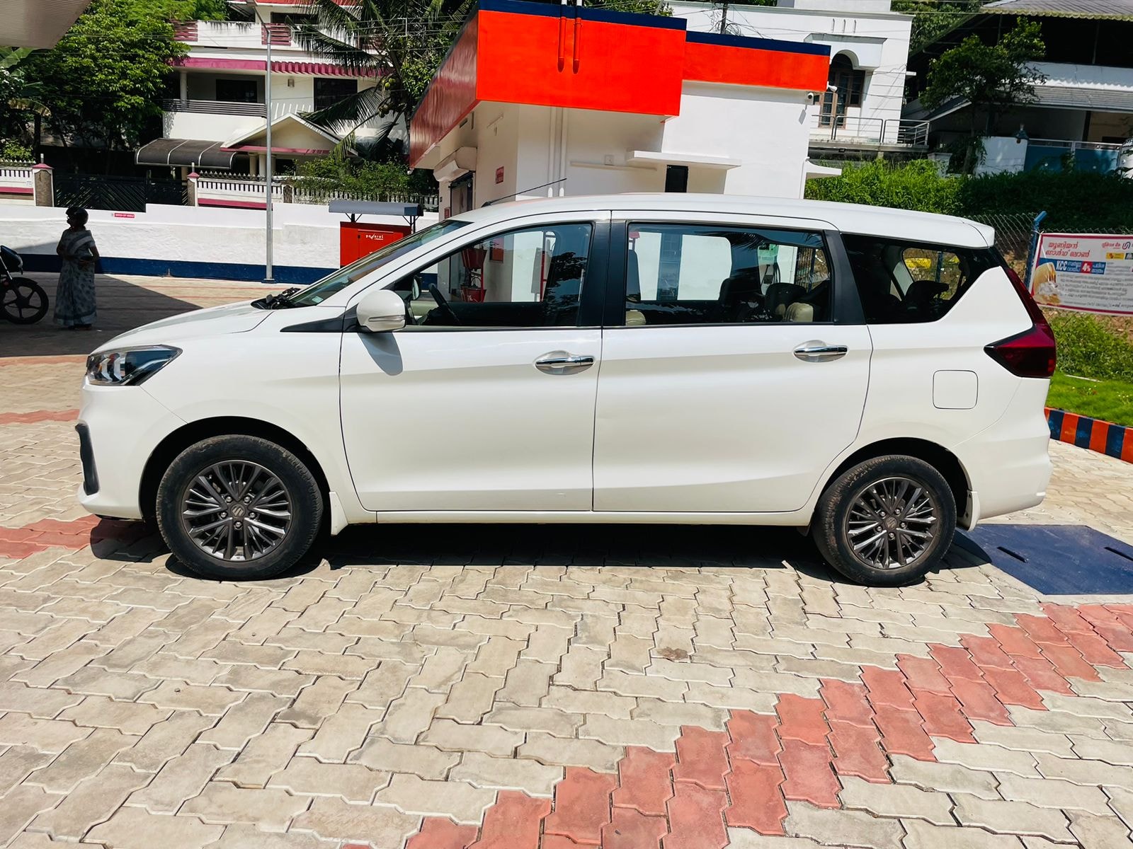 Ertiga image 5 Ertiga image 5