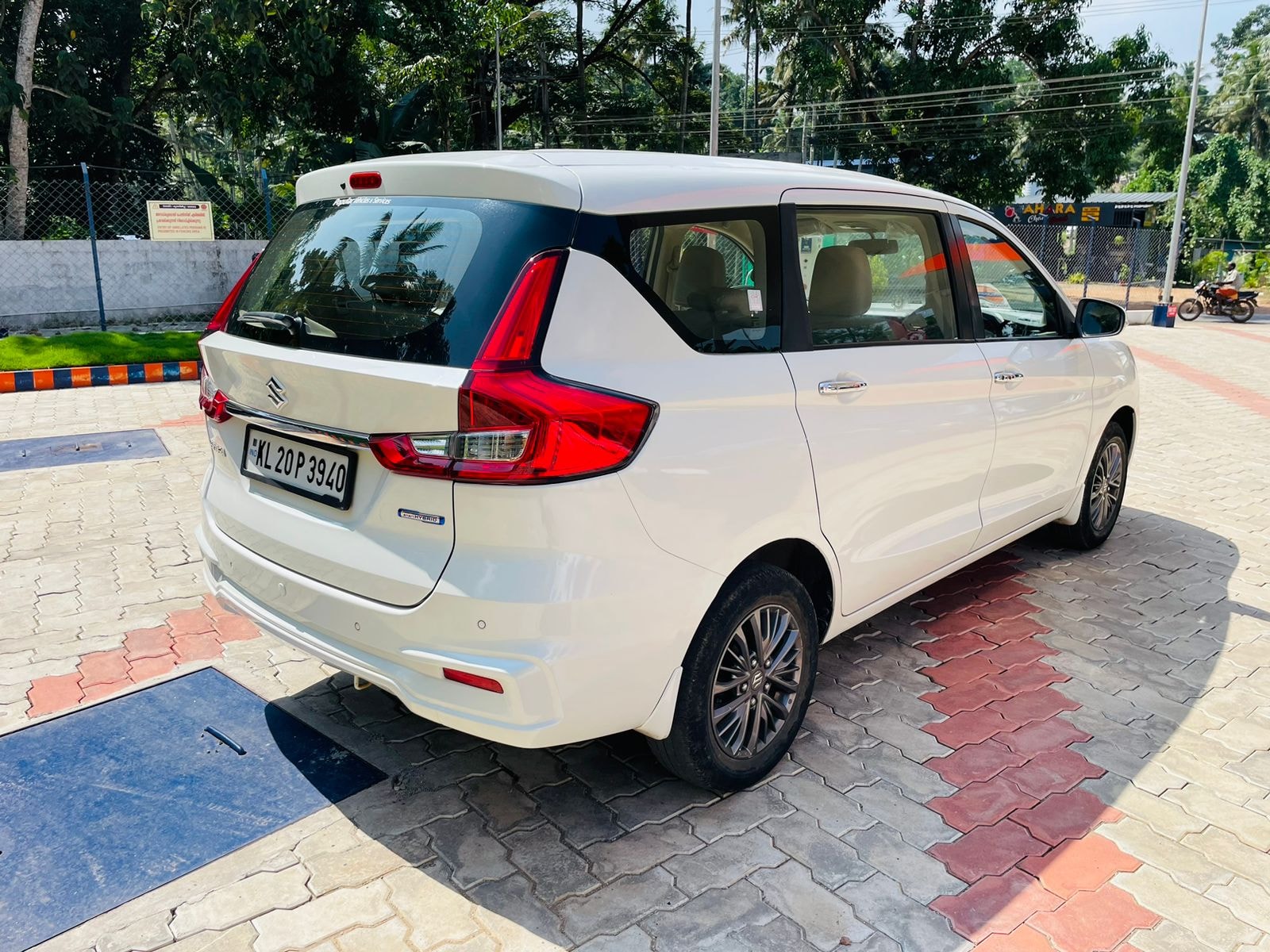 Ertiga image 6 Ertiga image 6