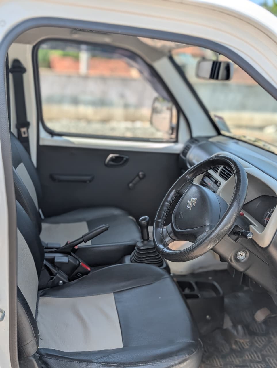 Used 2022 Maruti Suzuki Eeco Used 2022 Maruti Suzuki Eeco