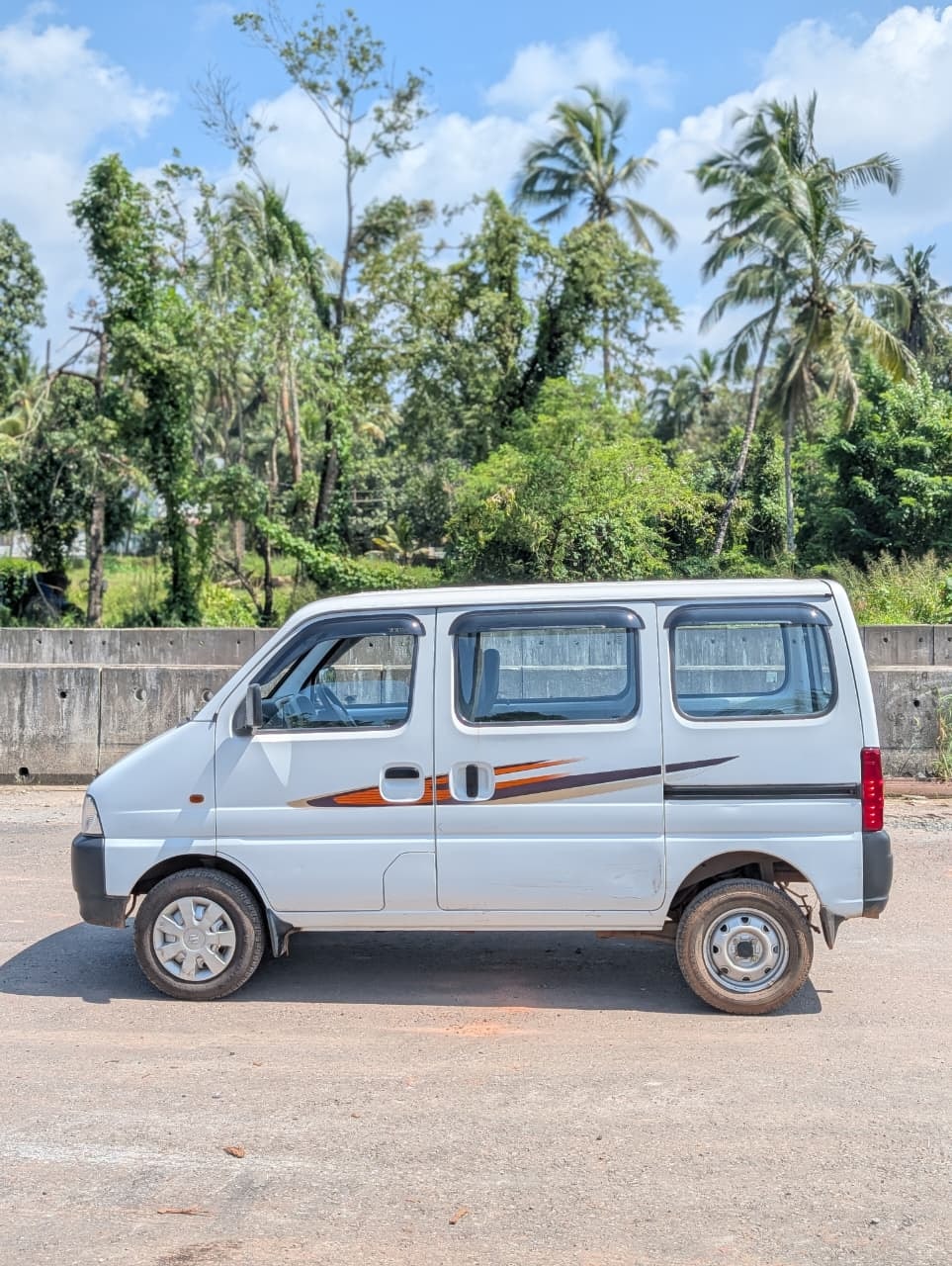 Used 2022 Maruti Suzuki Eeco Used 2022 Maruti Suzuki Eeco