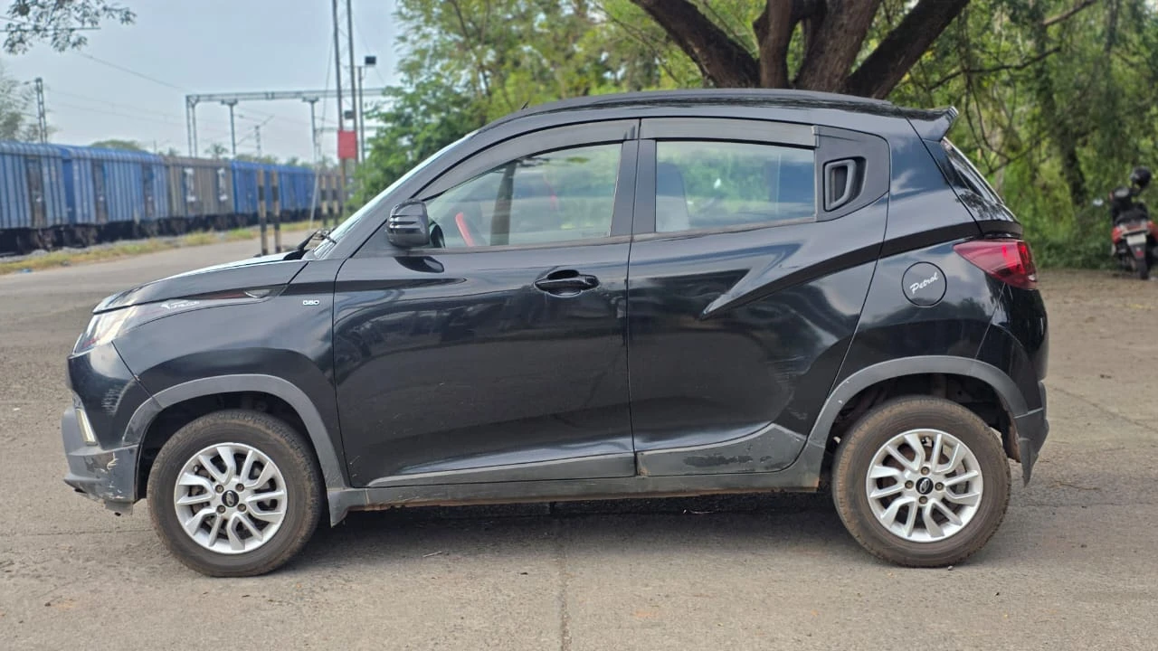 Used 2017 Mahindra KUV100 Used 2017 Mahindra KUV100
