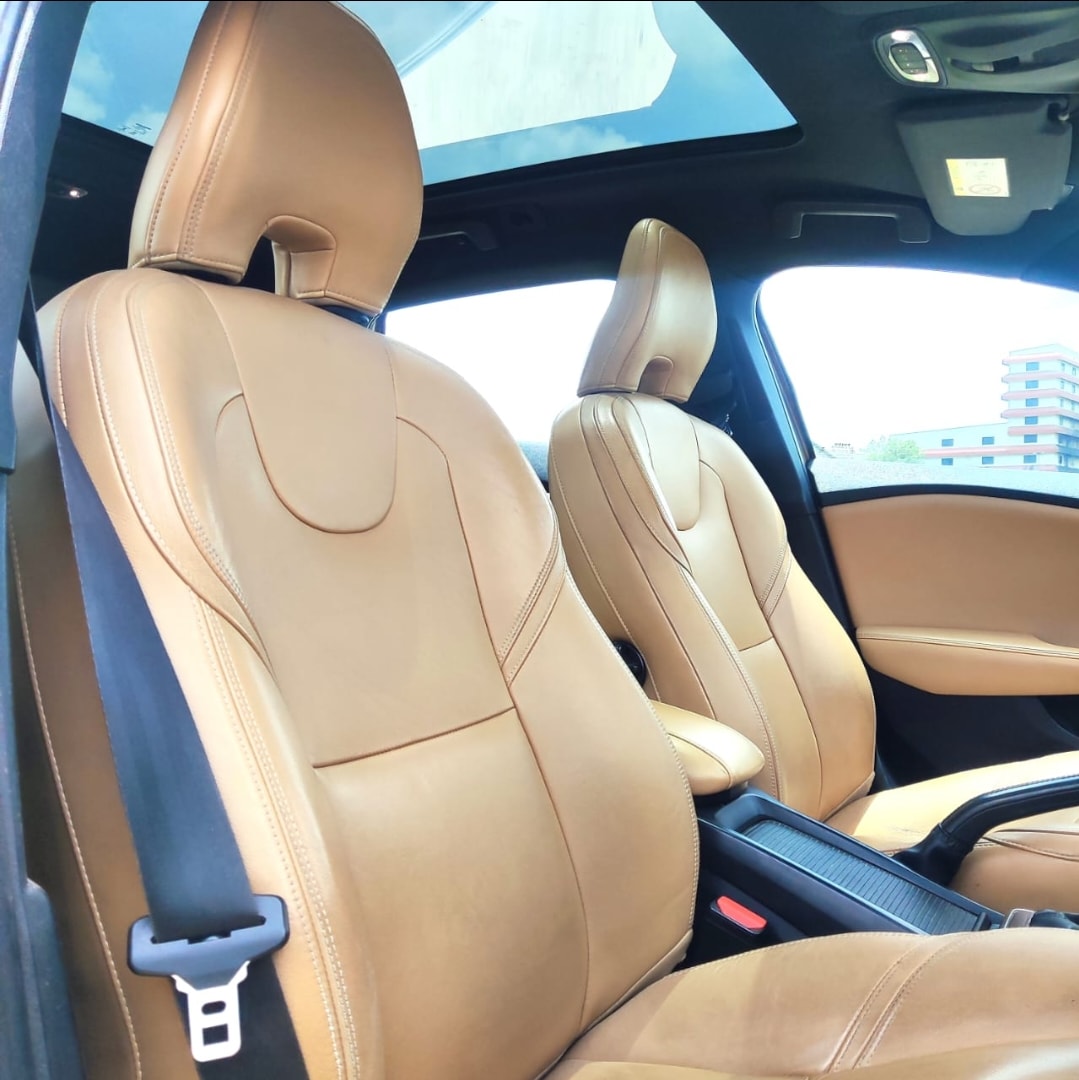 V40 Cross Country image 14 V40 Cross Country image 14