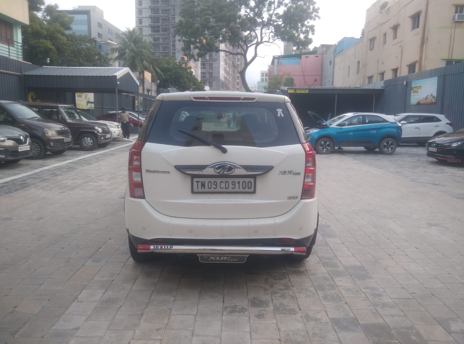 XUV500 image 3 XUV500 image 3