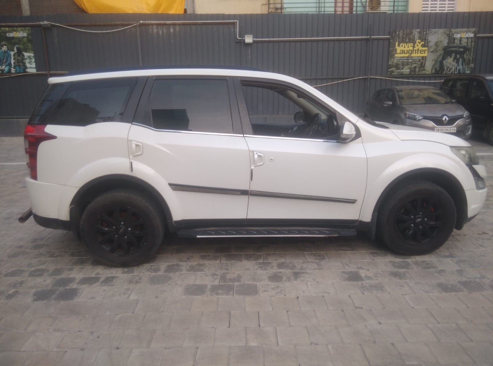 XUV500 image 5 XUV500 image 5