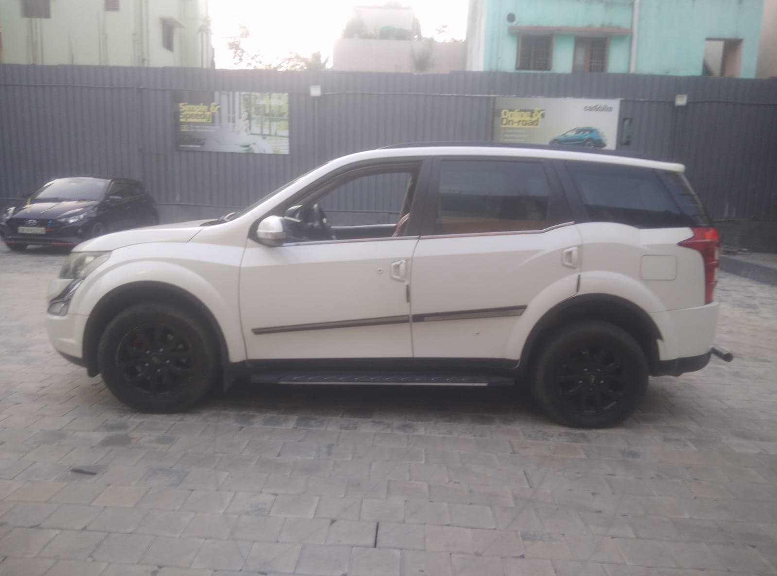 XUV500 image 8 XUV500 image 8