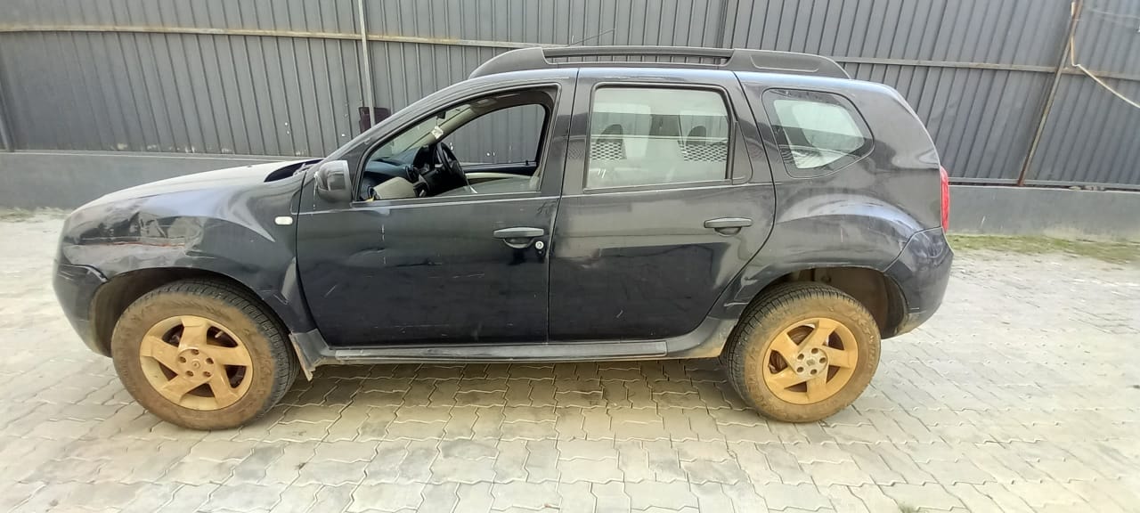 Duster image 2 Duster image 2