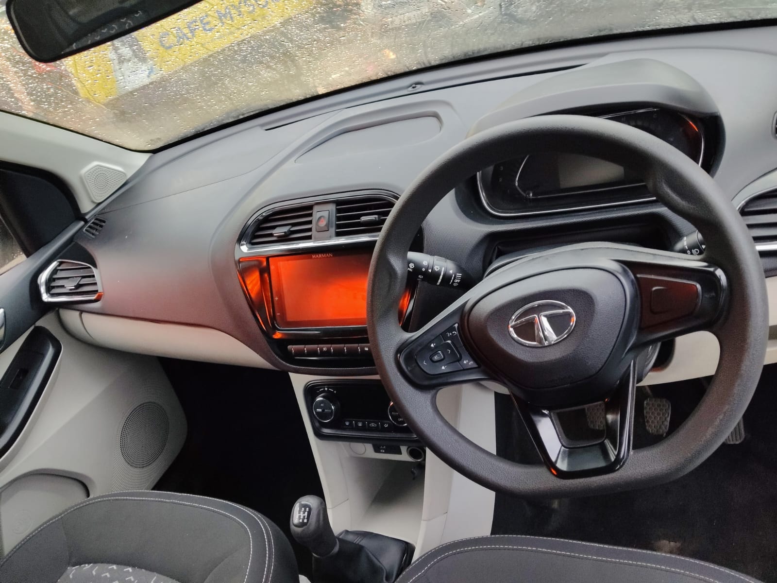 Used 2023 Tata Tiago Used 2023 Tata Tiago