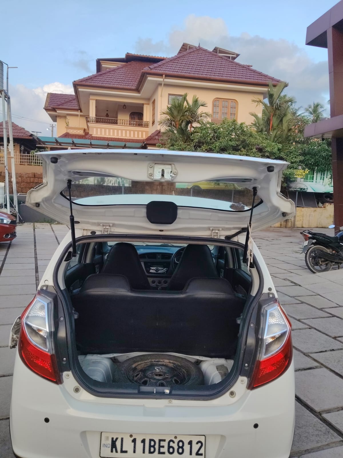 Used 2016 Maruti Suzuki Alto K10 Used 2016 Maruti Suzuki Alto K10