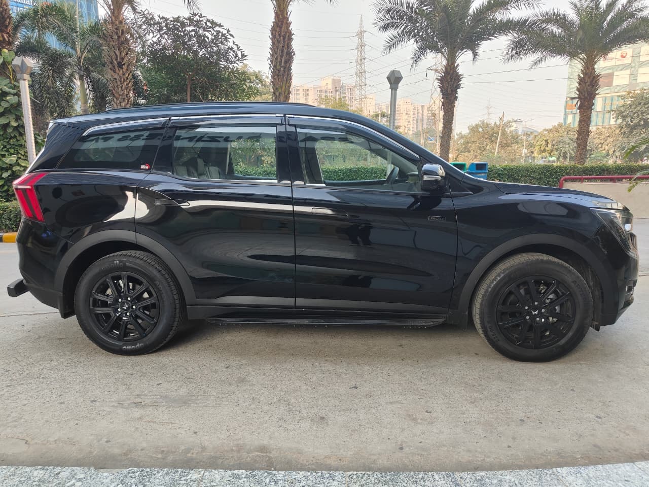 Used 2025 Mahindra XUV700 Used 2025 Mahindra XUV700