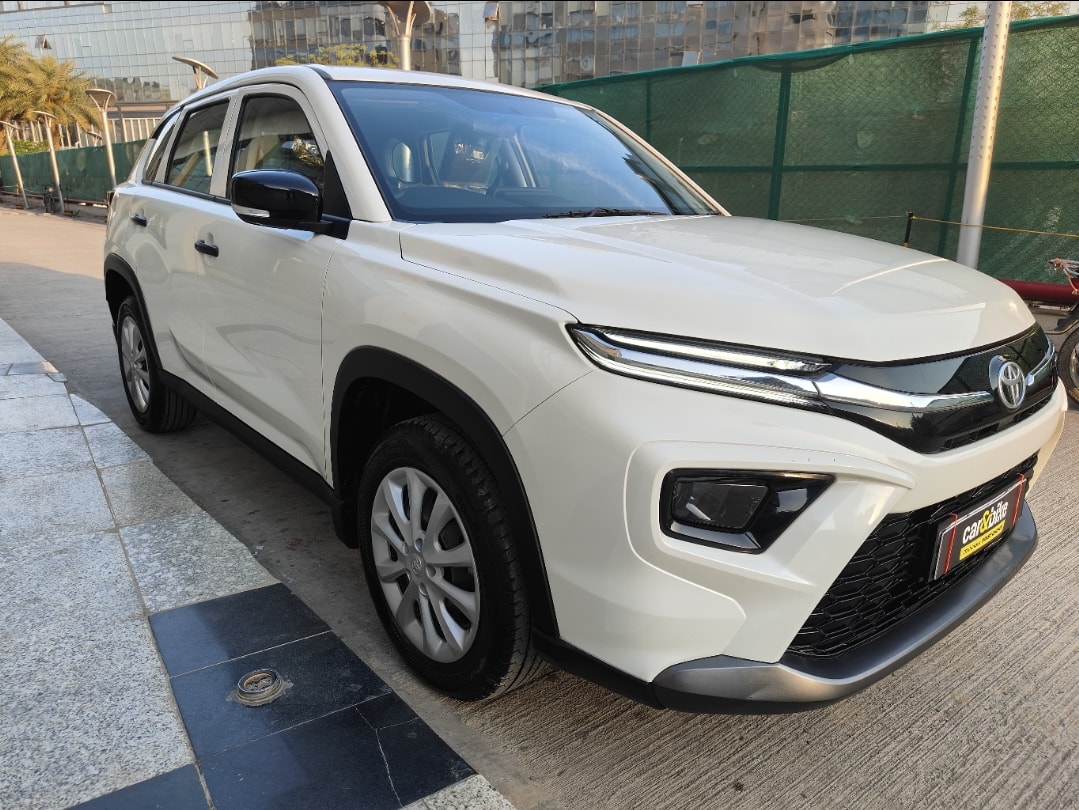 Used 2025 Toyota Urban Cruiser Hyryder Used 2025 Toyota Urban Cruiser Hyryder