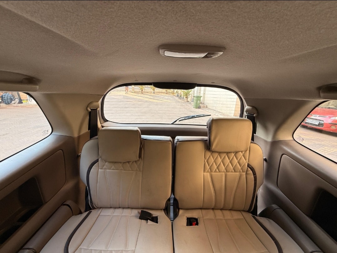 Innova image 15 Innova image 15