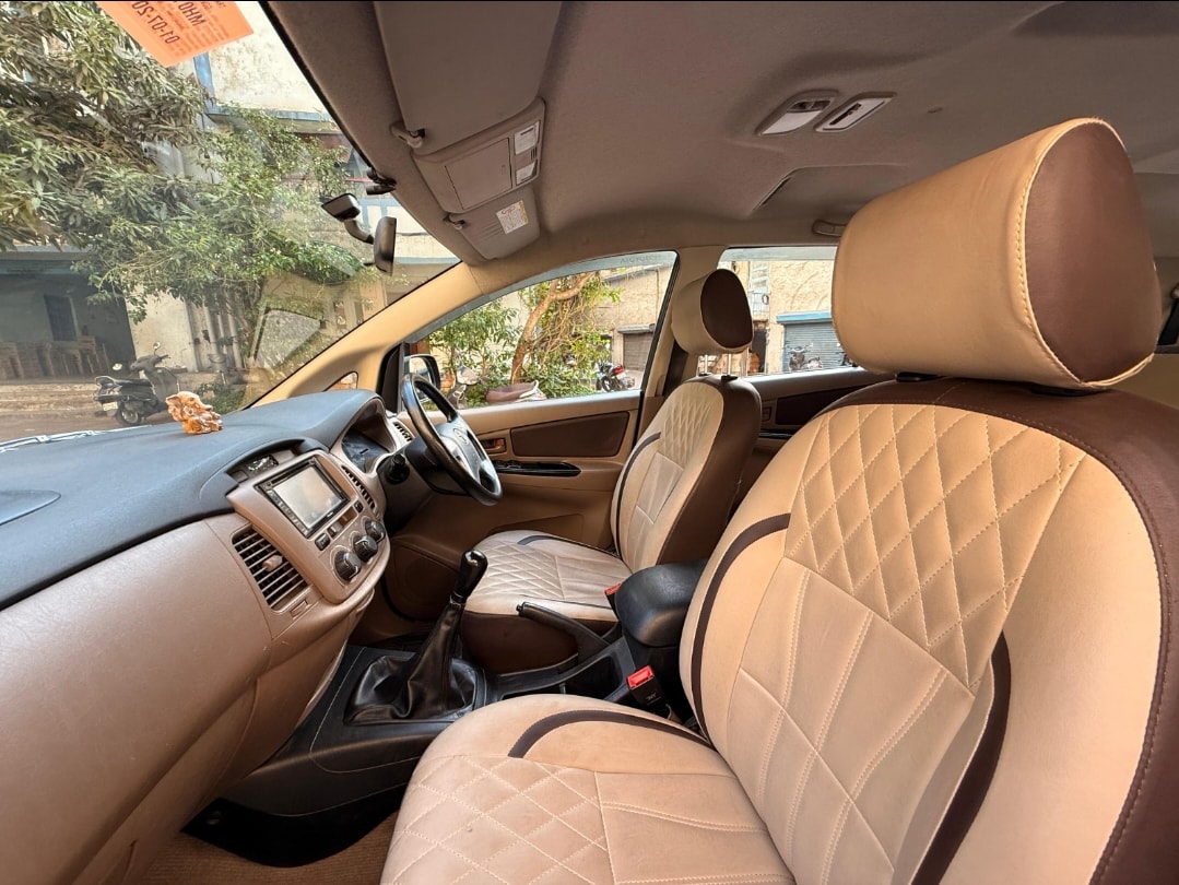 Innova image 14 Innova image 14