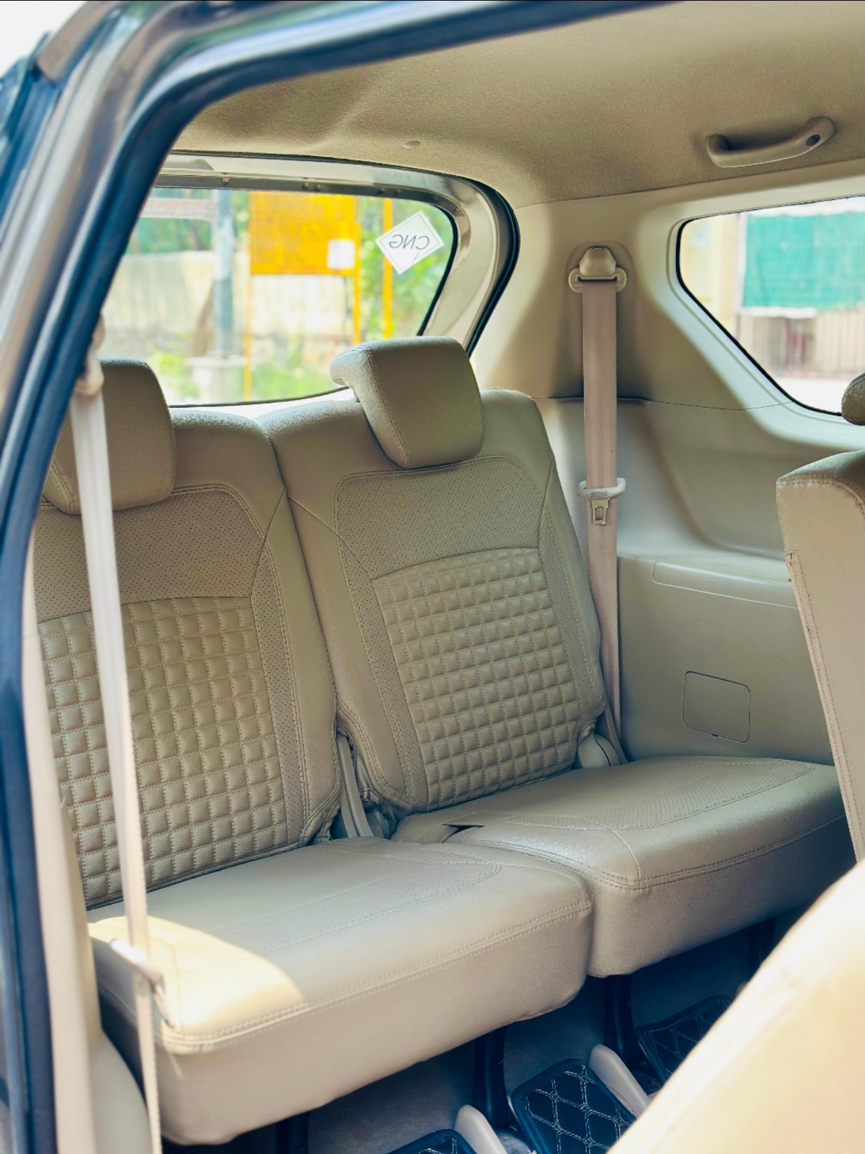 Used 2022 Maruti Suzuki Ertiga Used 2022 Maruti Suzuki Ertiga