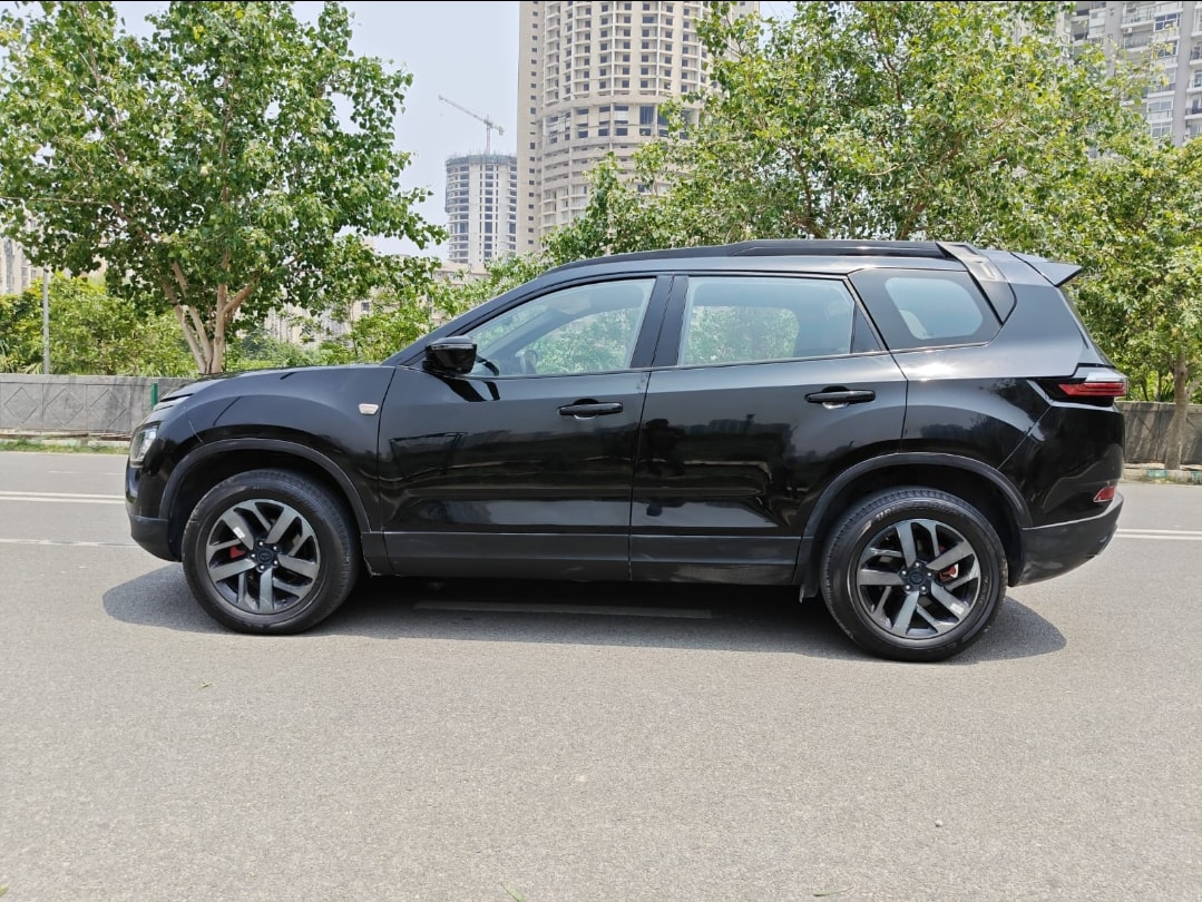 Used 2023 Tata Safari Used 2023 Tata Safari