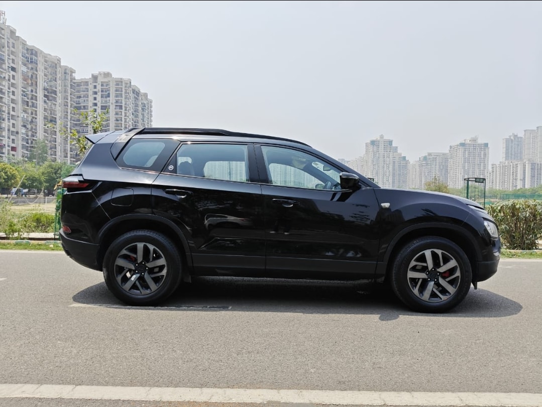 Used 2023 Tata Safari Used 2023 Tata Safari