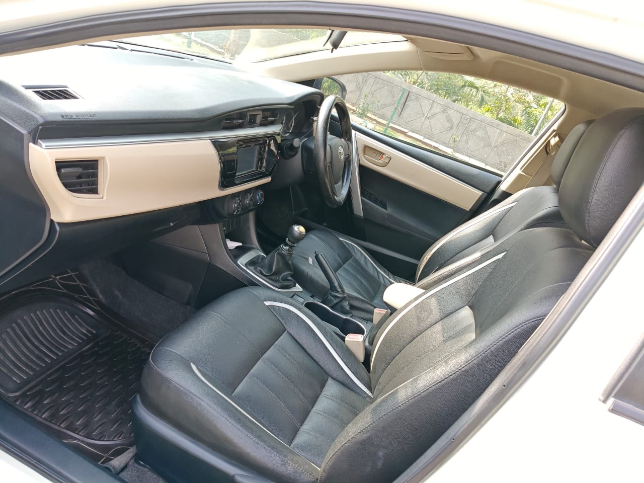 Used 2015 Toyota Corolla Altis Used 2015 Toyota Corolla Altis