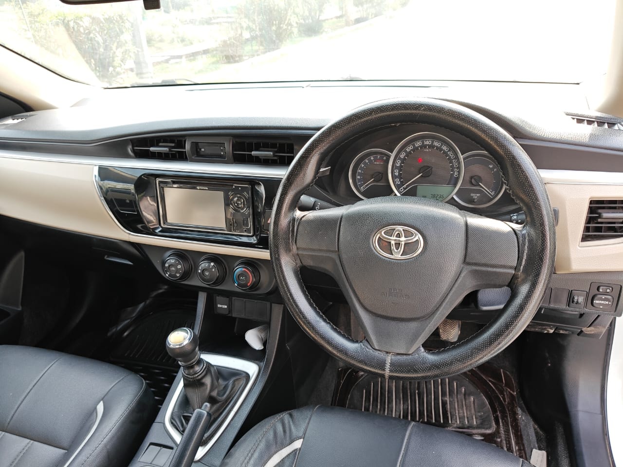 Used 2015 Toyota Corolla Altis Used 2015 Toyota Corolla Altis