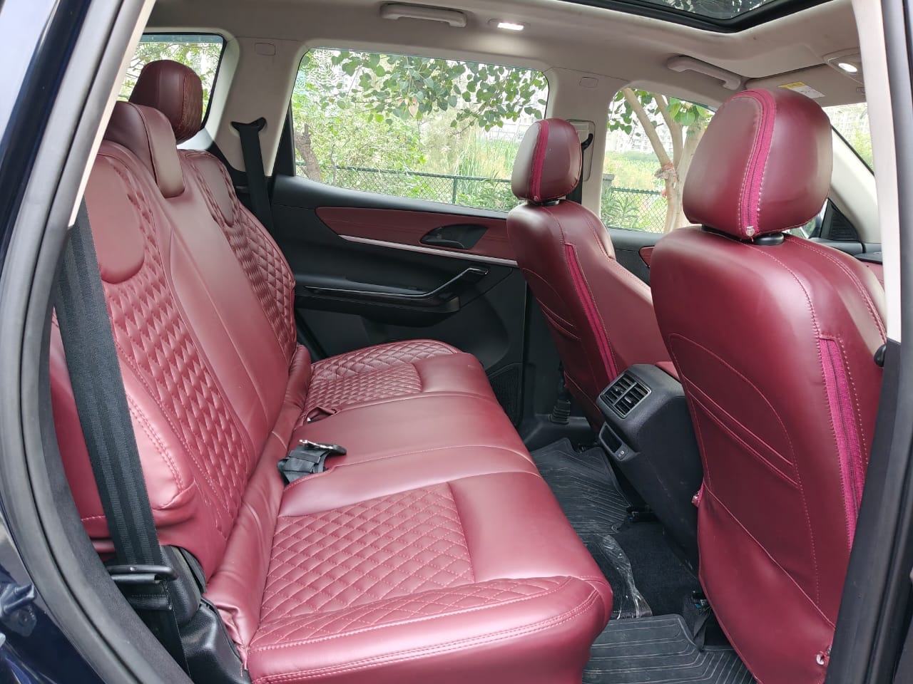 Used 2023 Mahindra XUV700 Used 2023 Mahindra XUV700