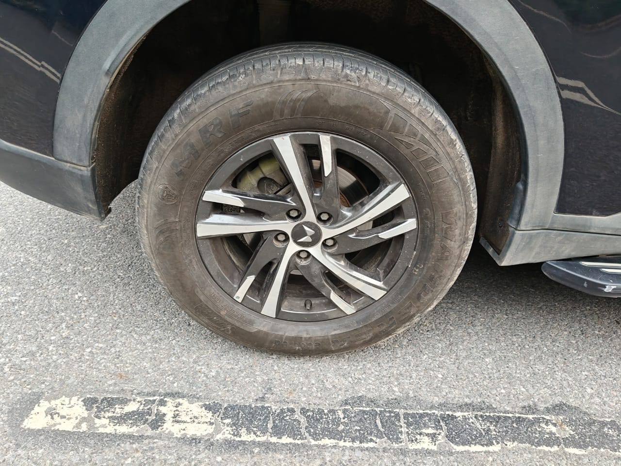 Used 2023 Mahindra XUV700 Used 2023 Mahindra XUV700