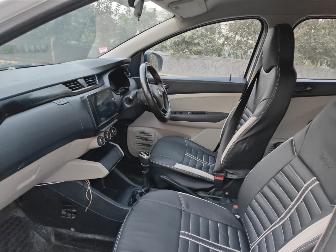 Used 2023 Renault Triber Used 2023 Renault Triber