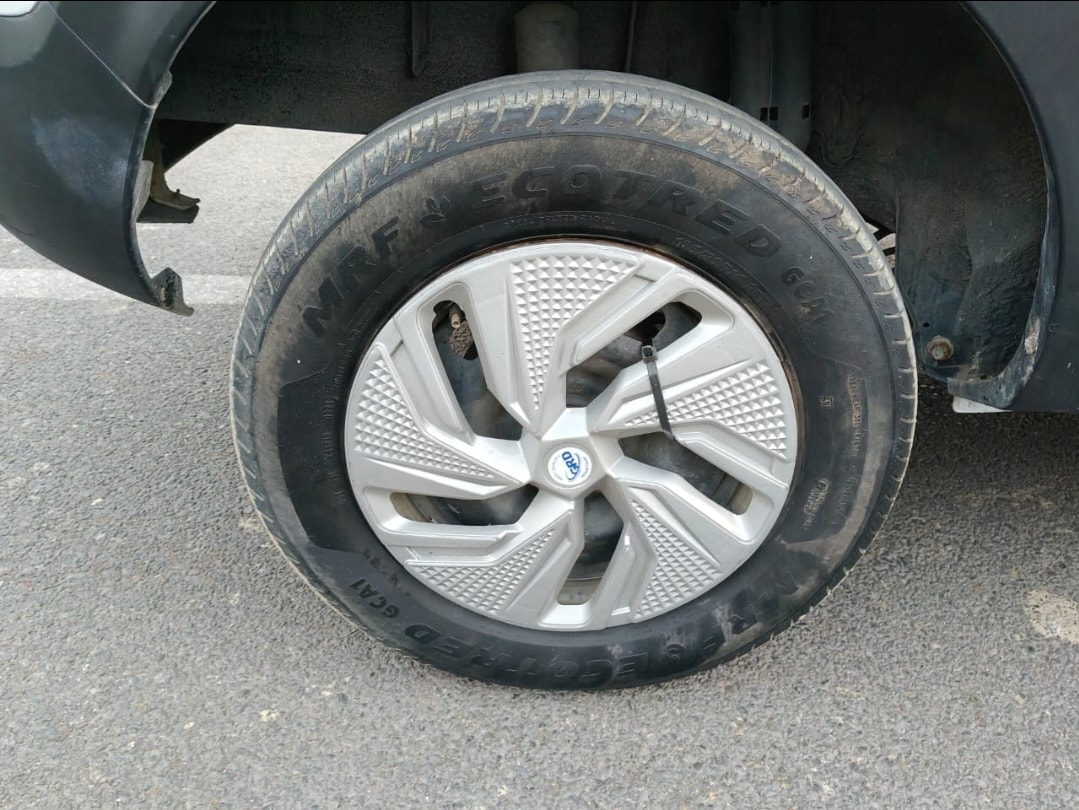 Used 2023 Renault Triber Used 2023 Renault Triber