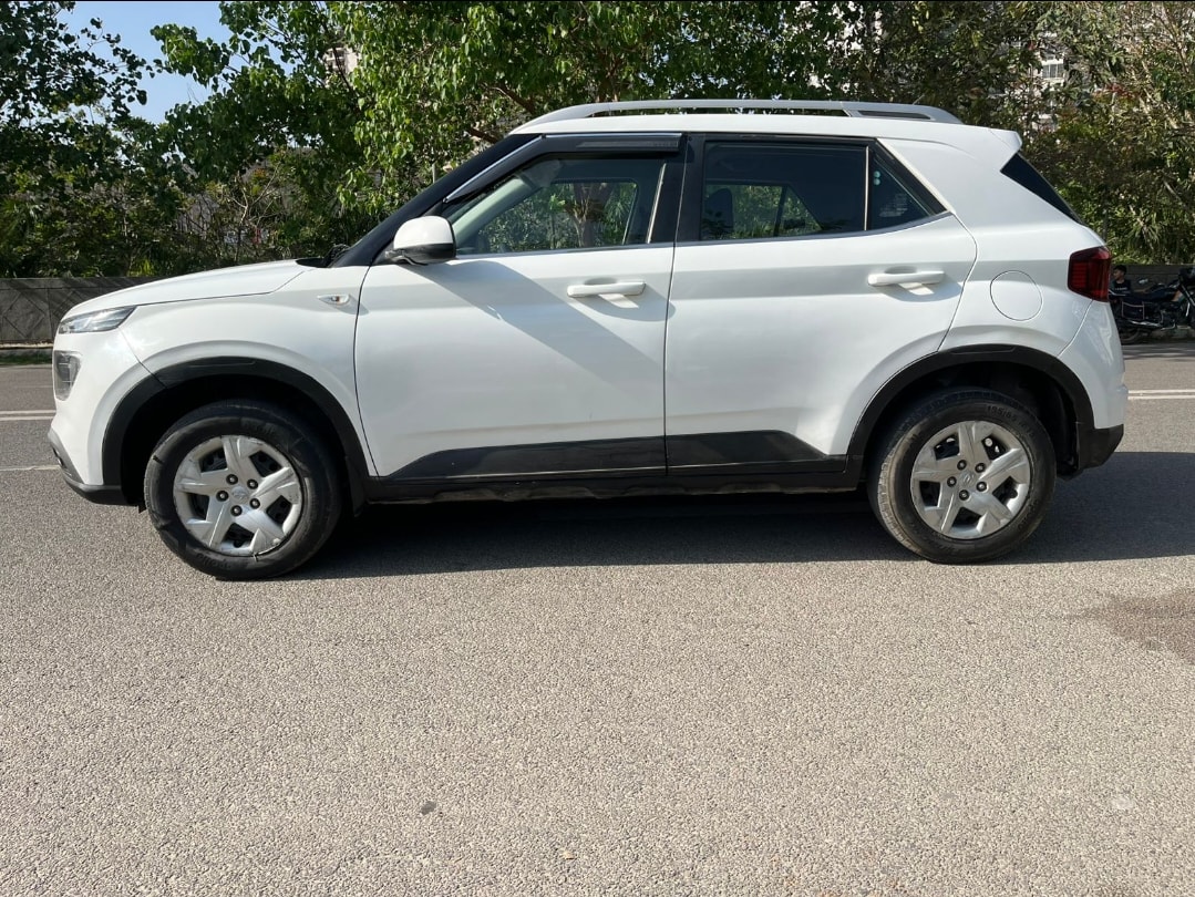 Used 2021 Hyundai Venue Used 2021 Hyundai Venue