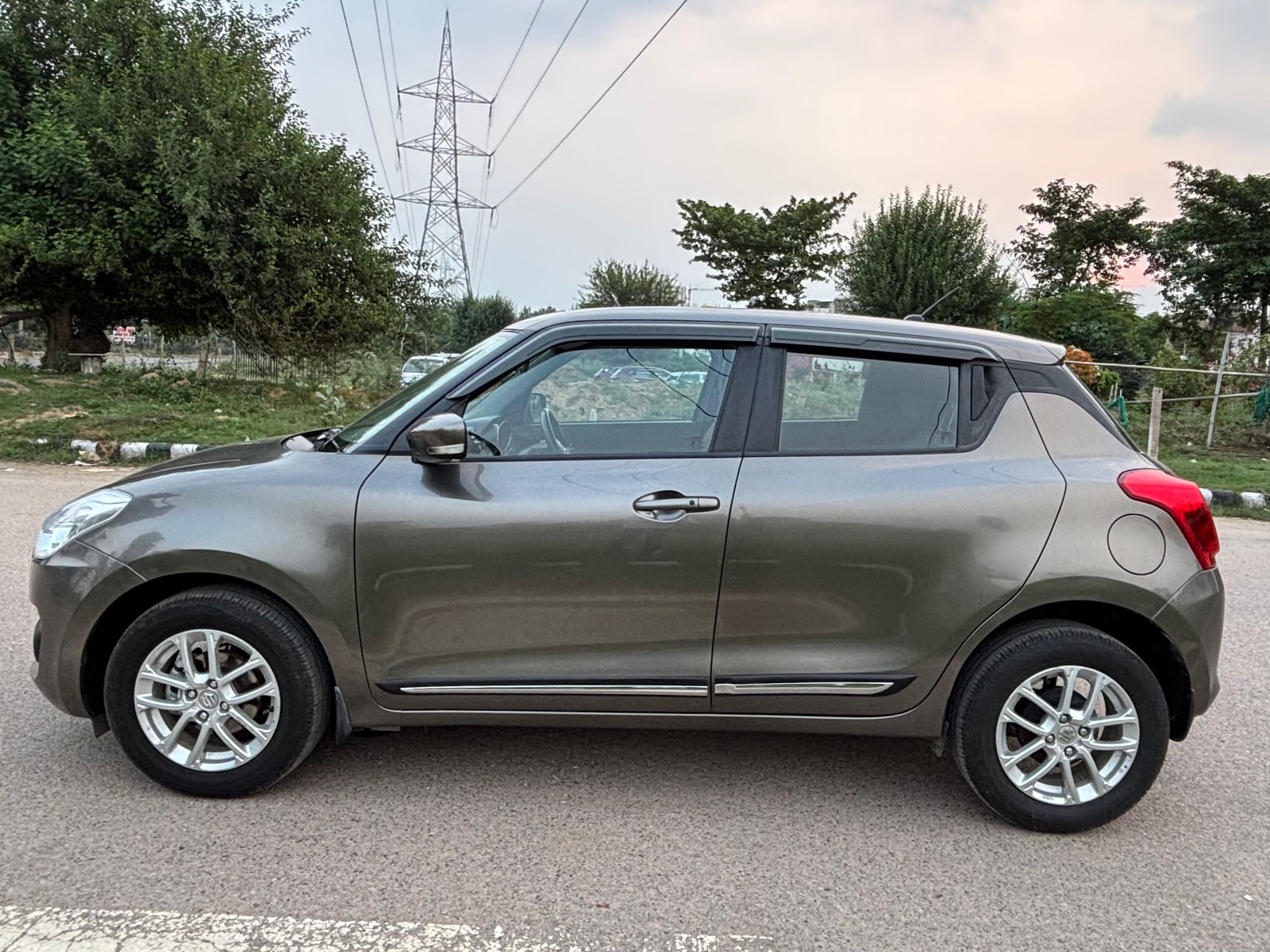 Used 2022 Maruti Suzuki Swift Used 2022 Maruti Suzuki Swift