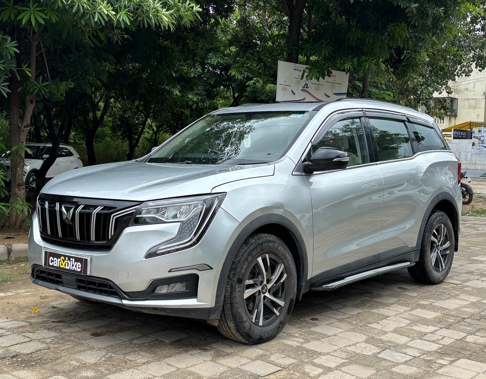 Used 2022 Mahindra XUV700 Used 2022 Mahindra XUV700