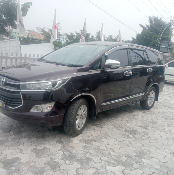 Used 2017 Toyota Innova Crysta Used 2017 Toyota Innova Crysta