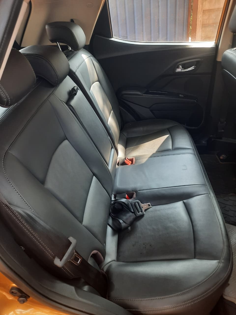 Used 2022 Mahindra XUV300 Used 2022 Mahindra XUV300