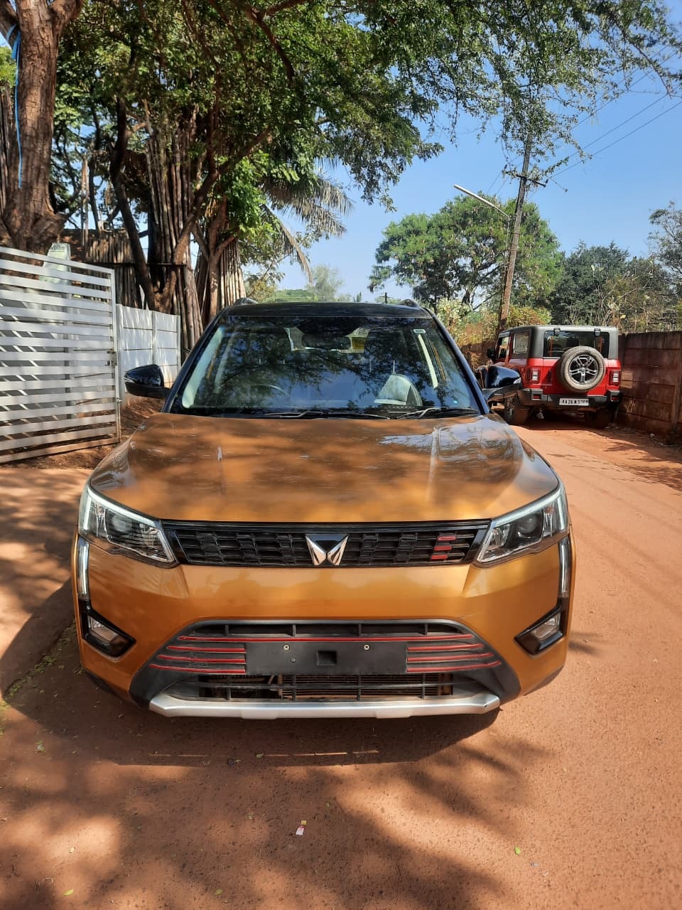 Used 2022 Mahindra XUV300 Used 2022 Mahindra XUV300