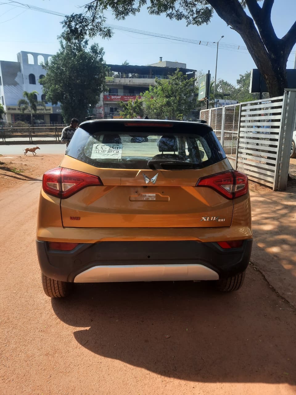 Used 2022 Mahindra XUV300 Used 2022 Mahindra XUV300