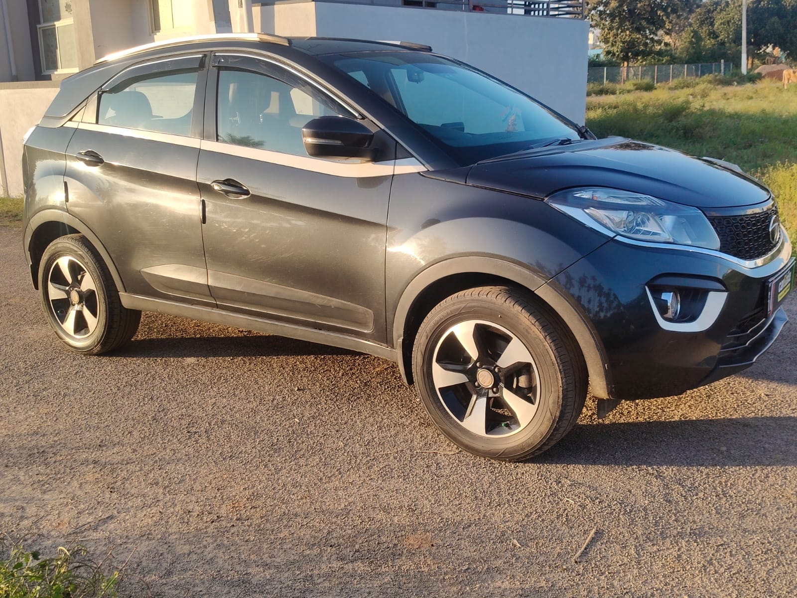 Used 2017 Tata Nexon Used 2017 Tata Nexon