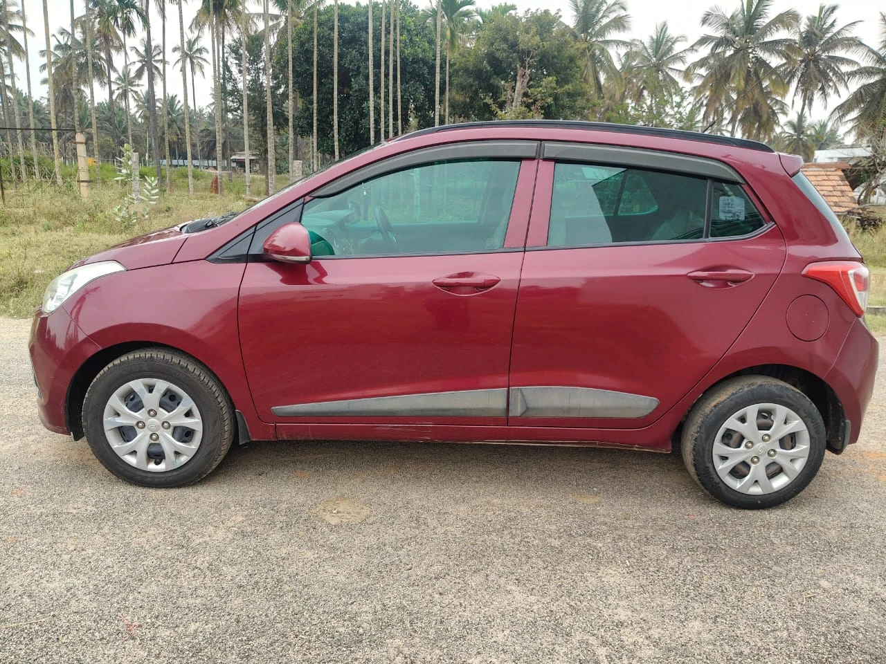 Used 2015 Hyundai Grand i10 Used 2015 Hyundai Grand i10