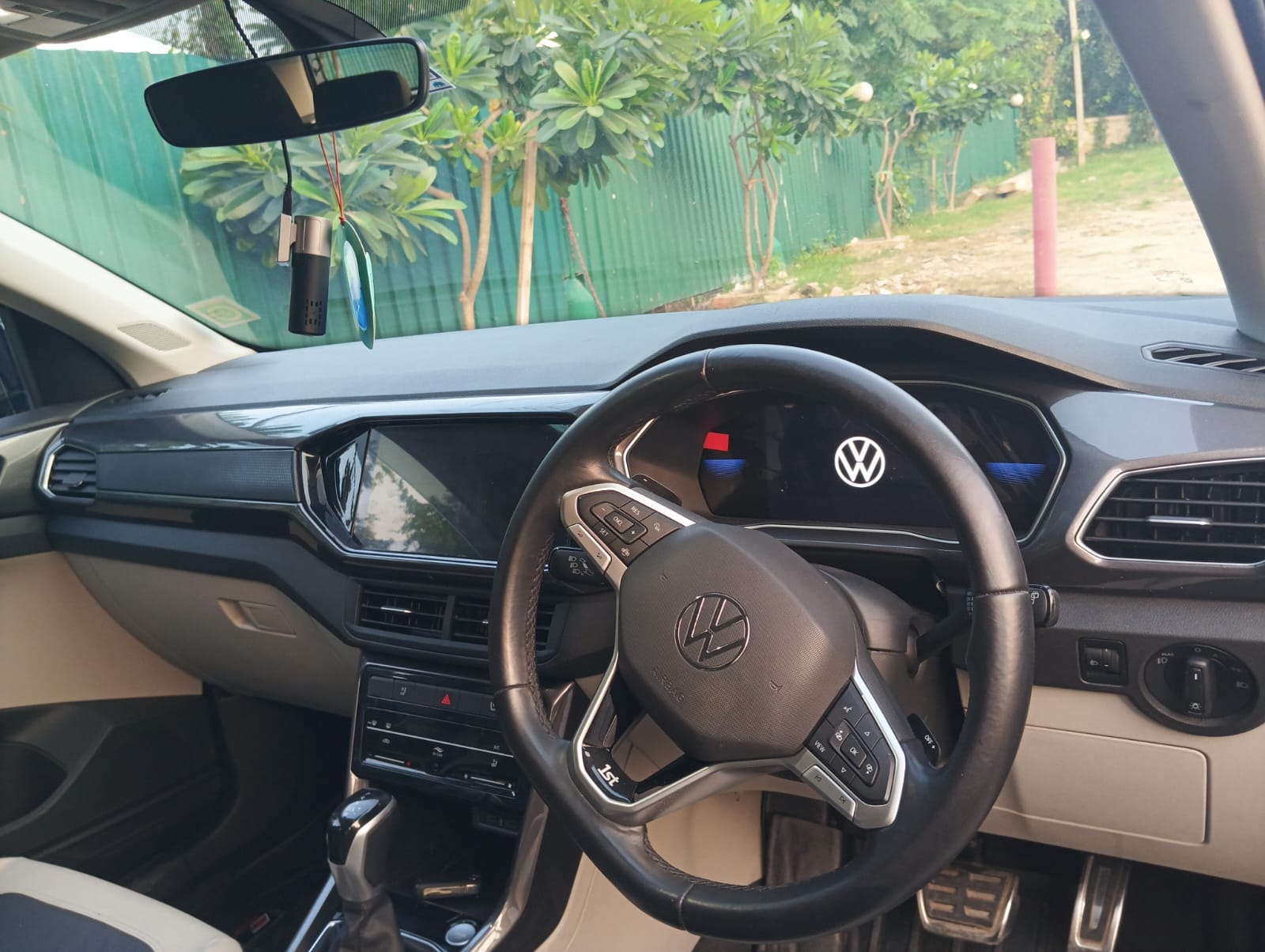 Used 2022 Volkswagen Taigun Used 2022 Volkswagen Taigun