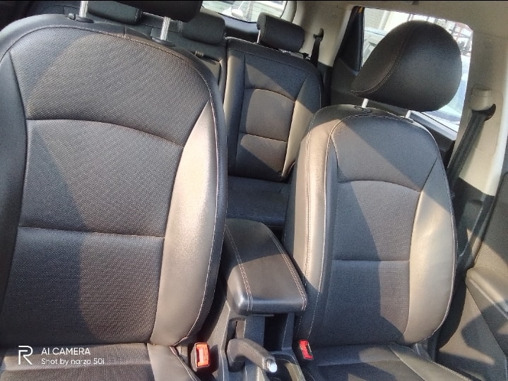 Used 2022 Mahindra XUV300 Used 2022 Mahindra XUV300