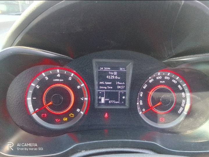 Used 2022 Mahindra XUV300 Used 2022 Mahindra XUV300