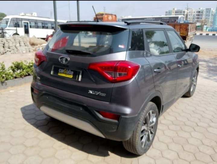 Used 2021 Mahindra XUV300 Used 2021 Mahindra XUV300