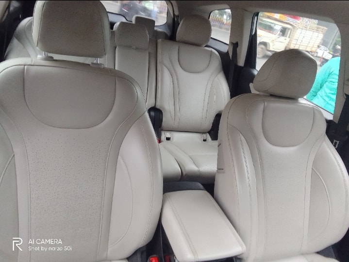 Used 2023 Mahindra XUV700 Used 2023 Mahindra XUV700