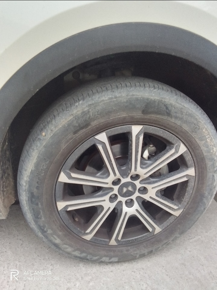 Used 2023 Mahindra XUV700 Used 2023 Mahindra XUV700