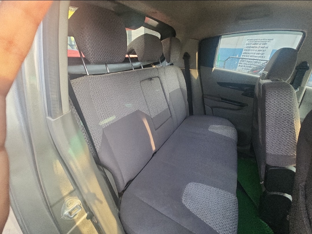 Used 2016 Mahindra KUV100 Used 2016 Mahindra KUV100