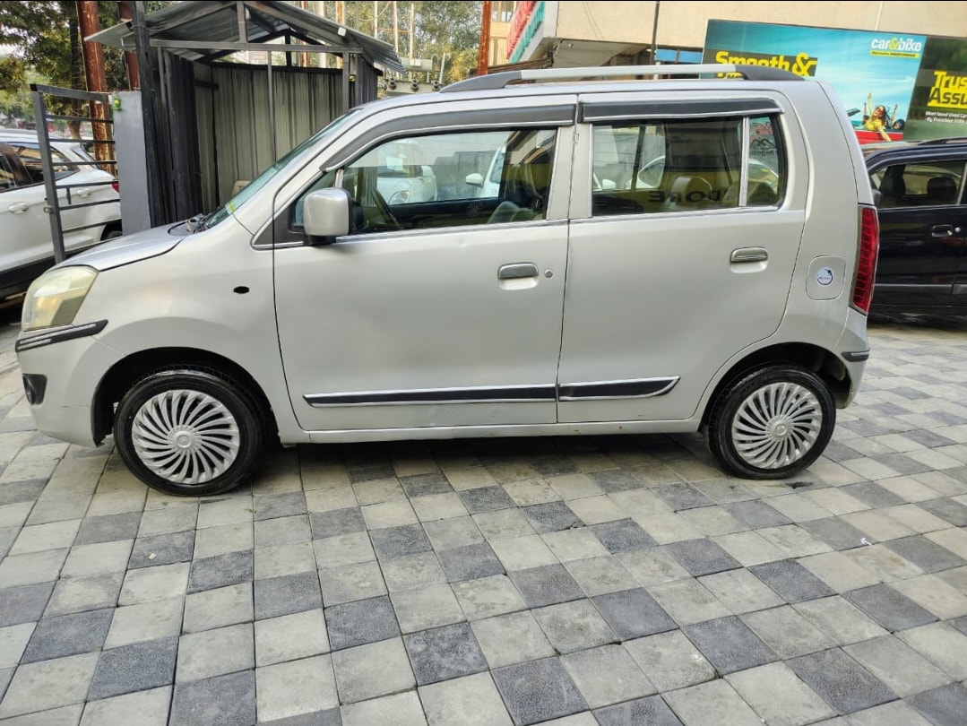 Used 2015 Maruti Suzuki Wagon R Used 2015 Maruti Suzuki Wagon R