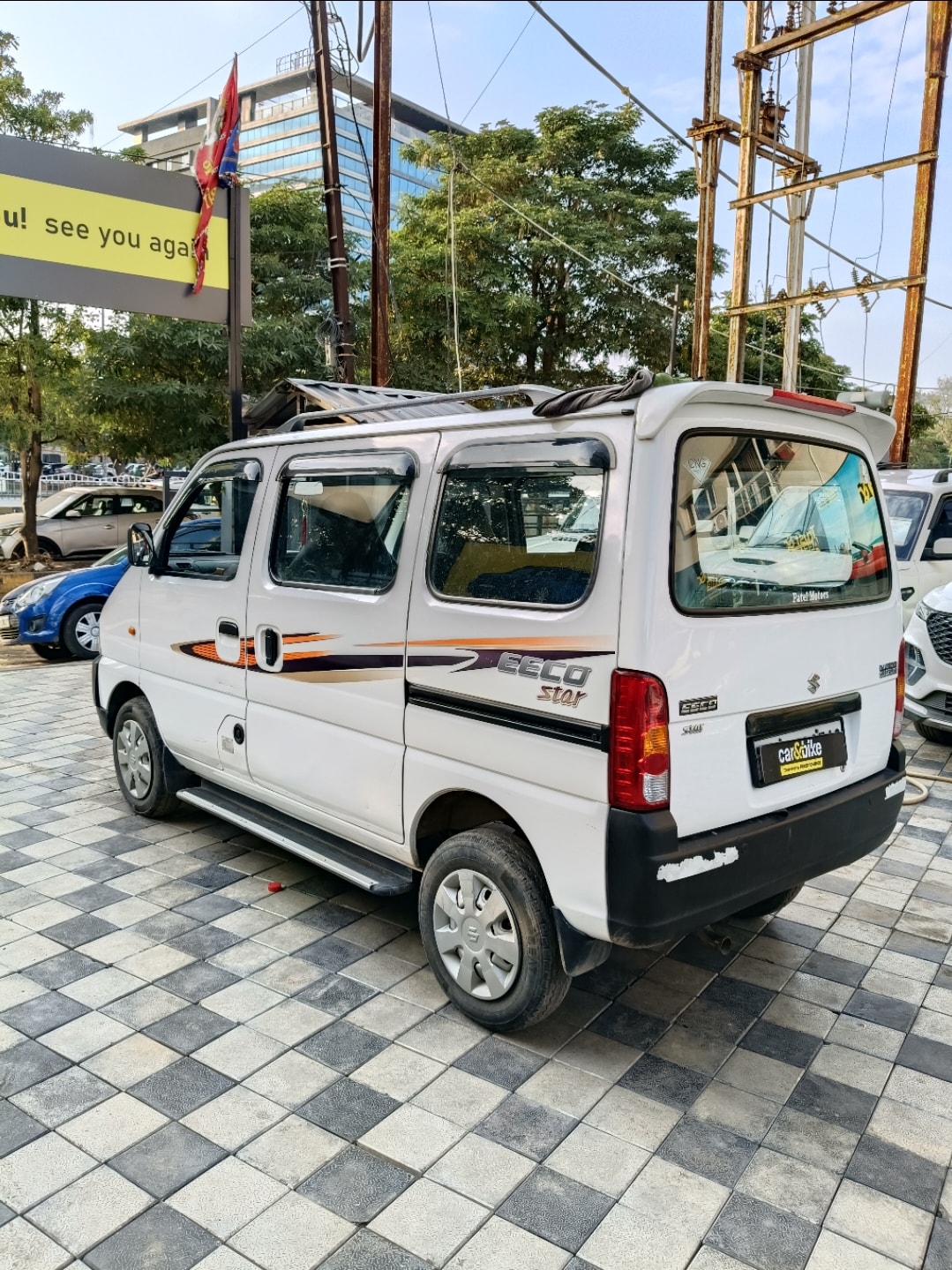 Used 2022 Maruti Suzuki Eeco Used 2022 Maruti Suzuki Eeco