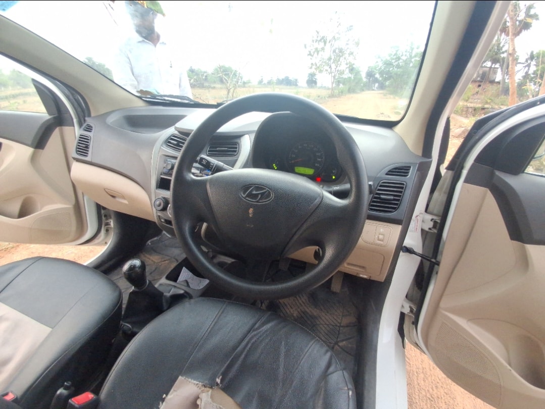 Used 2017 Hyundai EON Used 2017 Hyundai EON