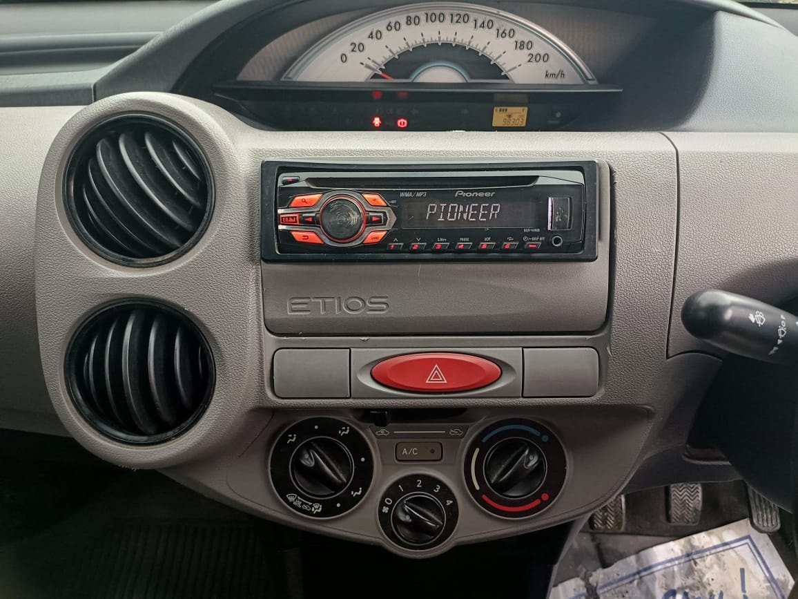 Used 2011 Toyota Etios Used 2011 Toyota Etios