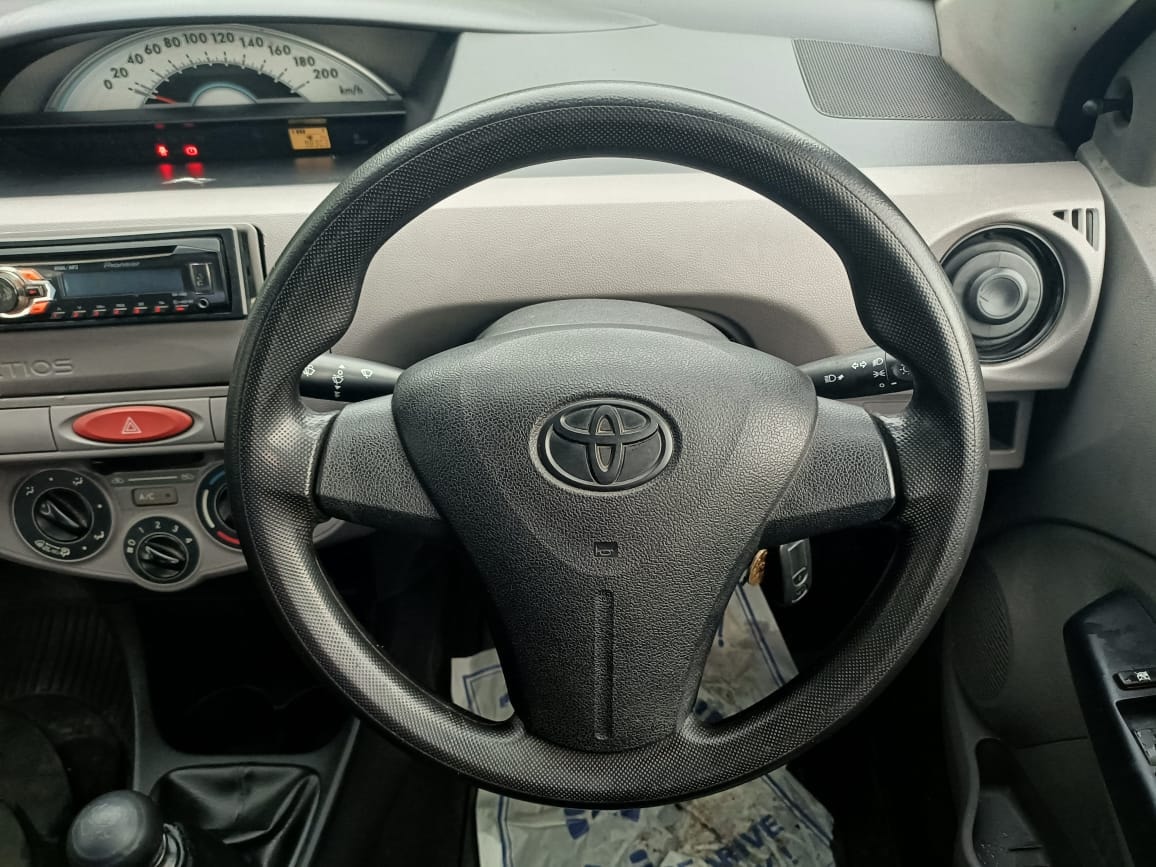 Used 2011 Toyota Etios Used 2011 Toyota Etios