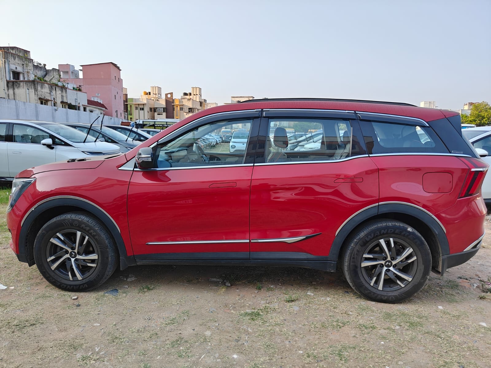 Used 2023 Mahindra XUV700 Used 2023 Mahindra XUV700