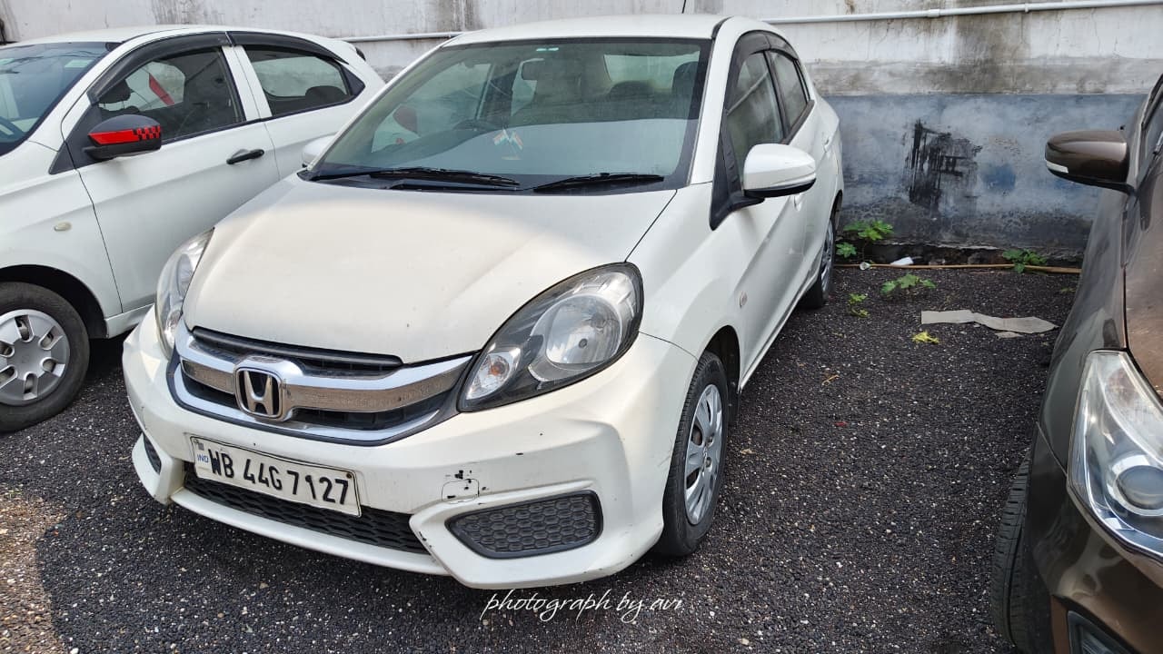 Used 2016 Honda Amaze Used 2016 Honda Amaze