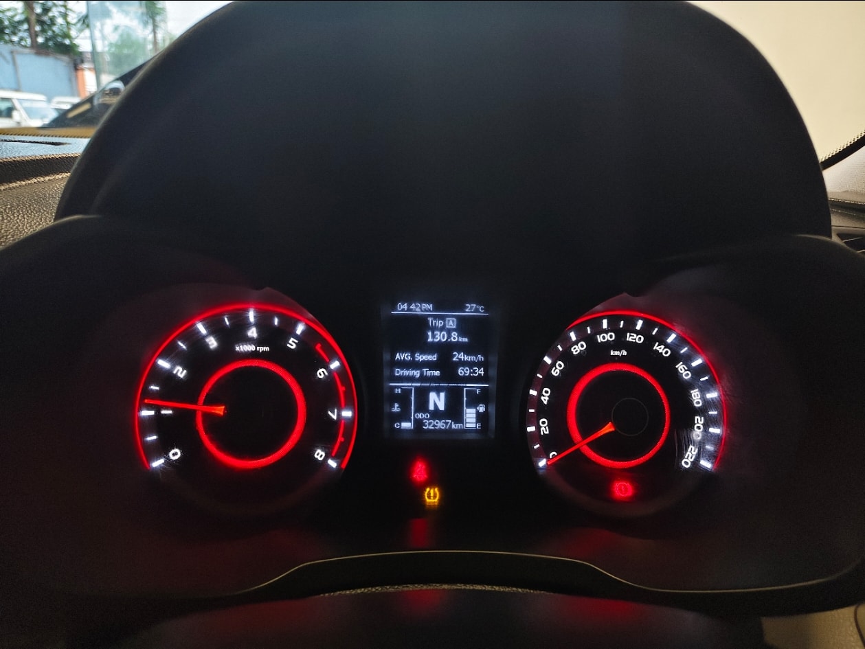 Used 2021 Mahindra XUV300 Used 2021 Mahindra XUV300